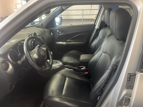 Used 2016 Nissan Juke SV w/ Technology Package AWD/4WD image 4