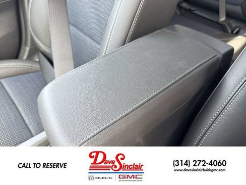 New 2026 Buick Envista Sport Touring w/ Convenience II Package FWD image 20