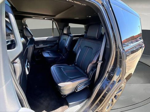 Used 2022 Ford Expedition Limited w/ Equipment Group 303A AWD/4WD image 25