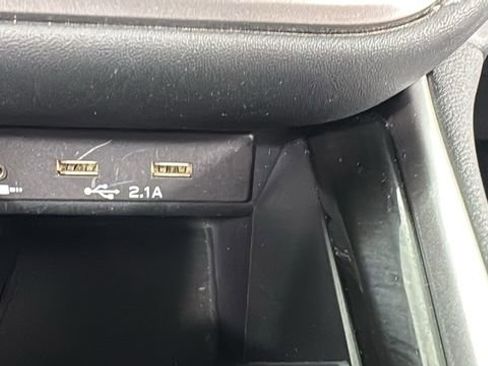 Used 2020 Subaru Outback Limited w/ Popular Package #2 image 28