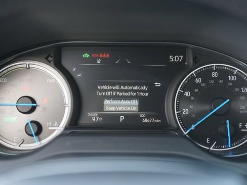 Used 2023 Toyota Venza XLE AWD/4WD image 24