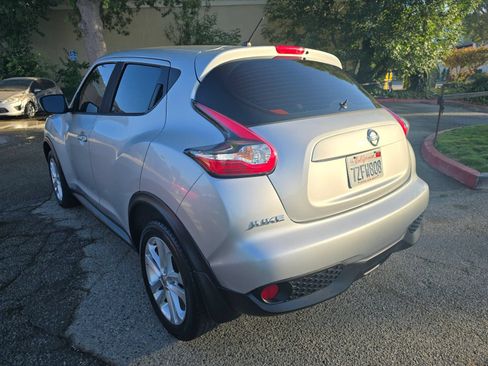 Used 2017 Nissan Juke S FWD image 7