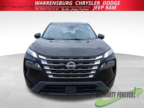 Used 2024 Nissan Rogue SV AWD/4WD image 10
