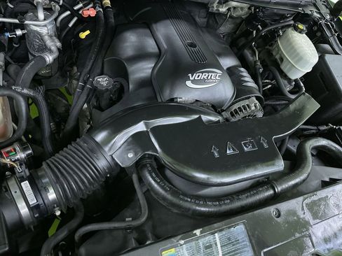 Used 2003 GMC Yukon Denali image 31