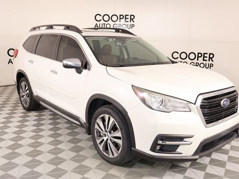 Used 2020 Subaru Ascent Touring w/ Popular Package #3 AWD/4WD image 1