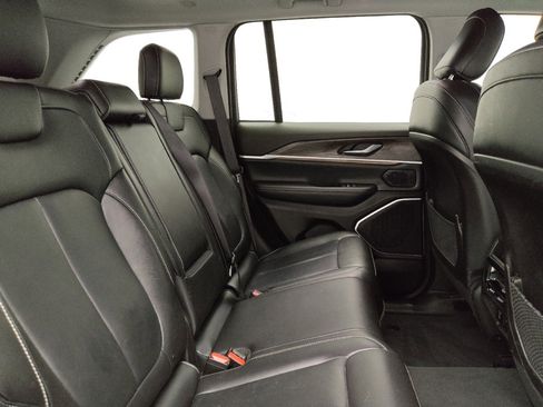 Used 2022 Jeep Grand Cherokee Limited 4xe image 19