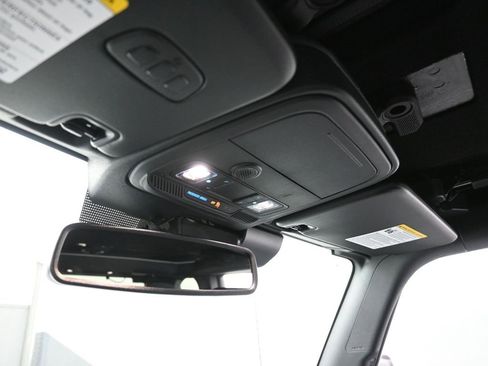 New 2025 Ford Bronco Outer Banks image 9