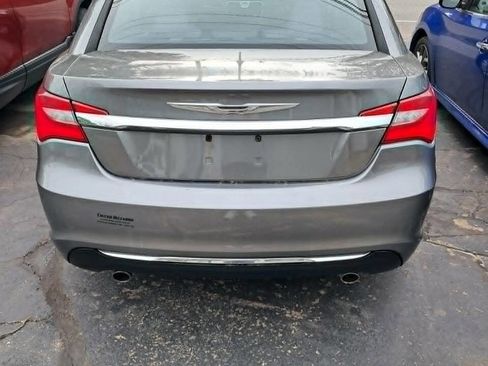 Used 2013 Chrysler 200 LX FWD image 3