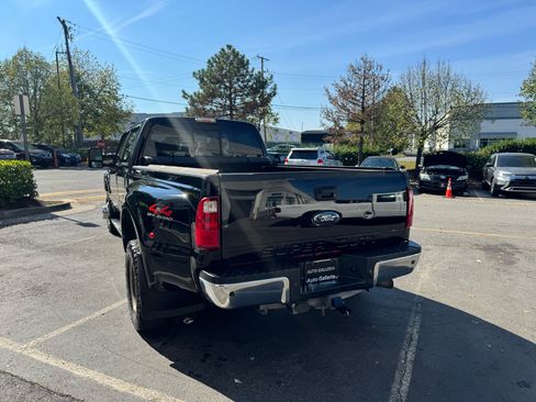 Used 2009 Ford F350 Lariat image 8