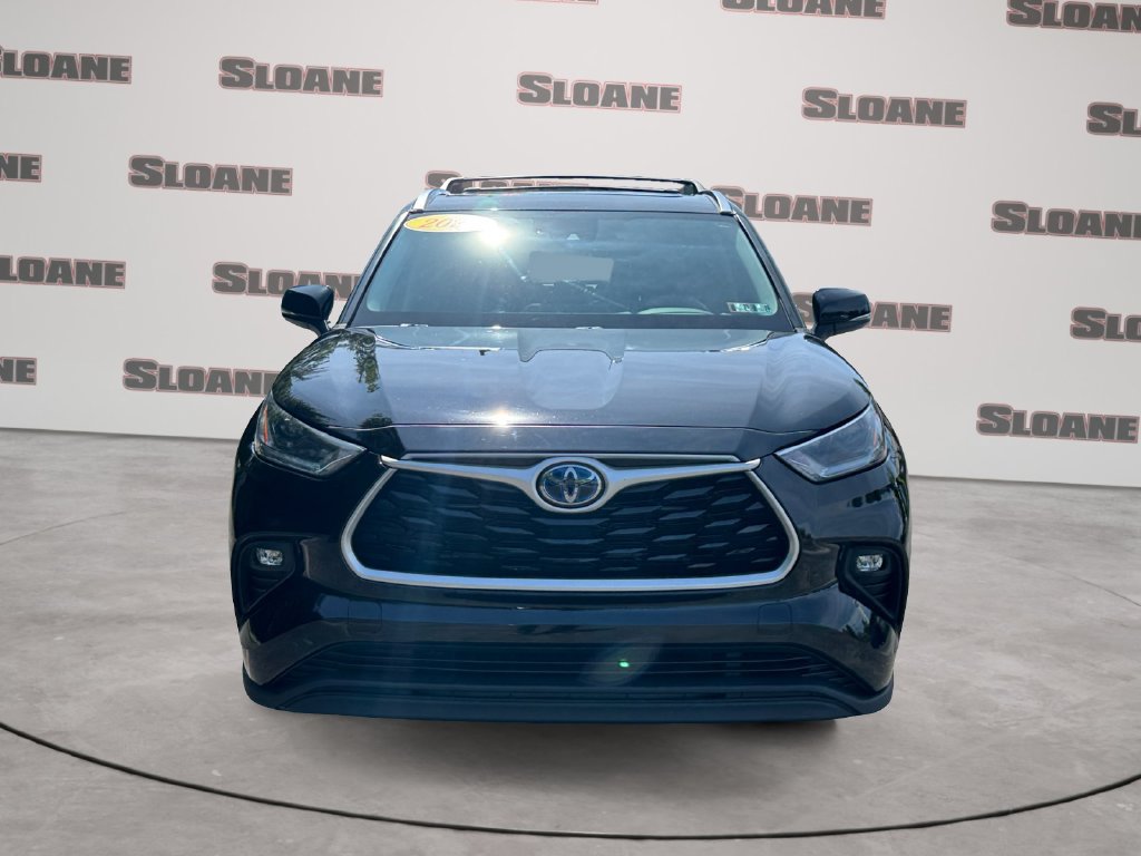 Used 2021 Toyota Highlander XLE AWD/4WD image 8