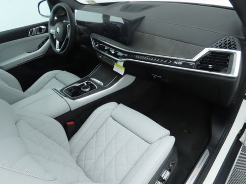 Used 2026 BMW X5 sDrive40i RWD image 19