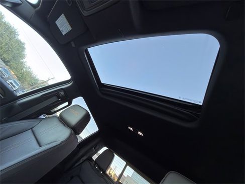 New 2026 Chevrolet Silverado 1500 High Country w/ High Country Premium Package image 20