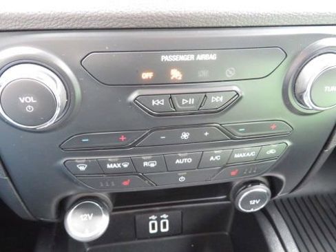 Certified 2019 Ford Ranger Lariat w/ Equipment Group 501A Mid image 20