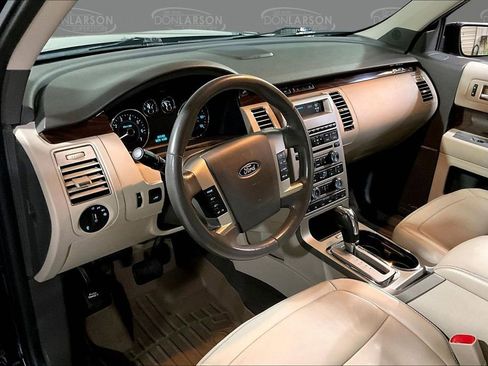 Used 2011 Ford Flex SEL w/ Rapid Spec Order Code FWD image 17