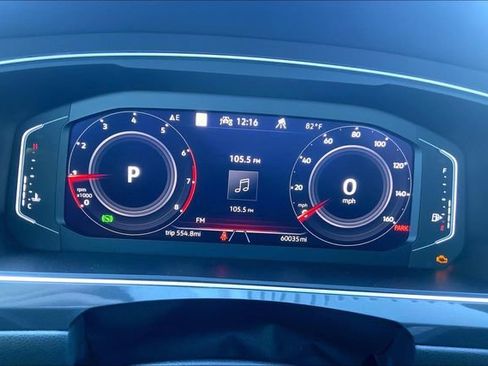 Used 2022 Volkswagen Tiguan SEL R-Line image 23