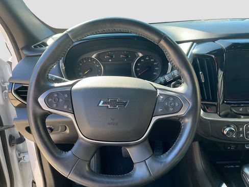 Used 2022 Chevrolet Traverse RS AWD/4WD image 11
