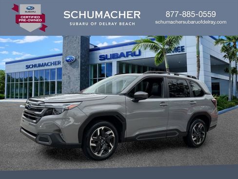 Used 2025 Subaru Forester Limited AWD/4WD image 3