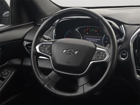Used 2022 Chevrolet Traverse RS image 19