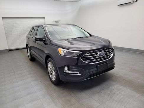 Used 2024 Ford Edge Titanium image 13