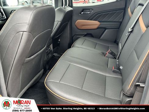 Certified 2023 GMC Canyon AT4 w/ AT4 Premium Package AWD/4WD image 13