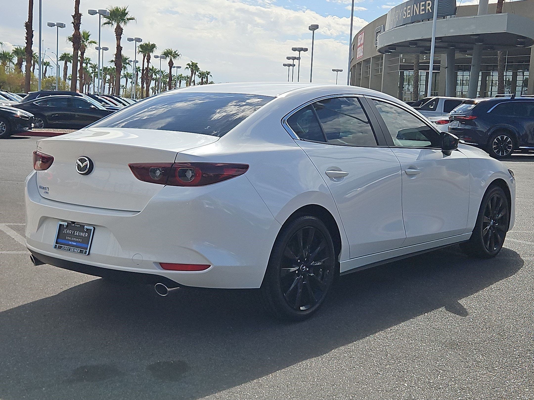 Used 2026 MAZDA MAZDA3 Carbon AWD/4WD image 5