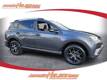 Used 2018 Toyota RAV4 SE