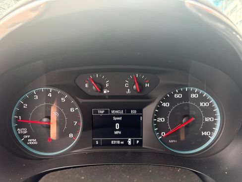 Used 2021 Chevrolet Malibu LT FWD image 18