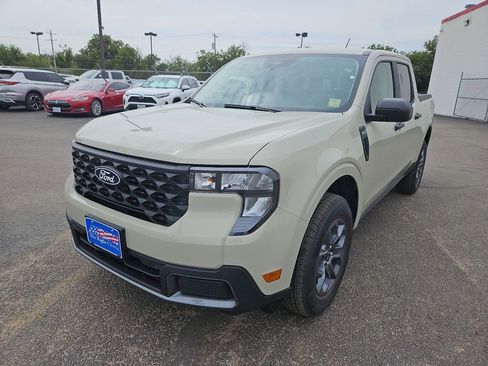 New 2025 Ford Maverick XLT w/ Equipment Group 302A image 4