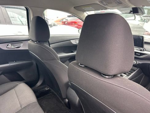 Used 2023 Kia Forte LXS FWD image 10
