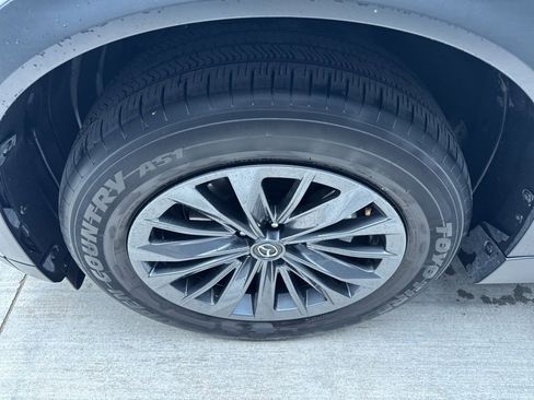 Used 2025 MAZDA CX-70 3.3 Turbo w/ Preferred Package image 20