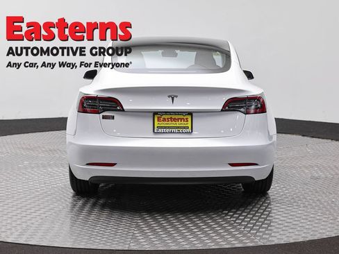Used 2023 Tesla Model 3 Standard Range RWD image 6