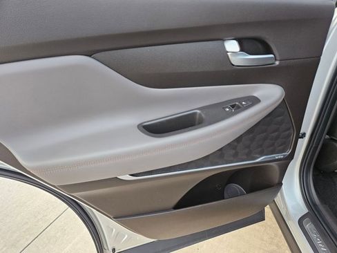 Used 2019 Hyundai Santa Fe FWD image 13