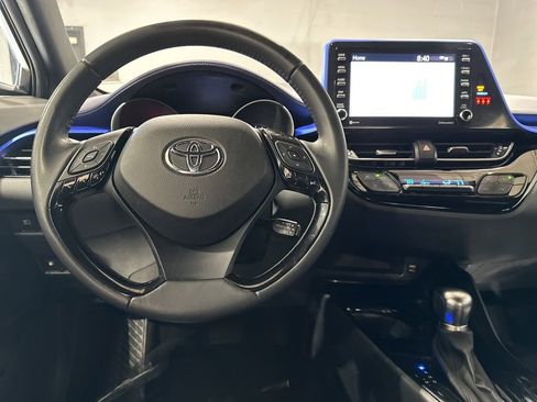 Certified 2022 Toyota C-HR XLE FWD image 8