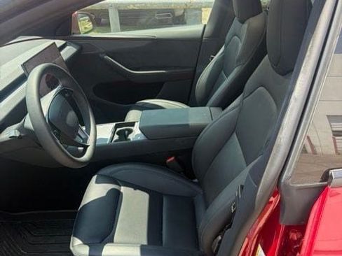Used 2026 Tesla Model Y Long Range AWD/4WD image 4