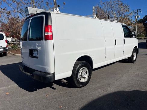 Used 2019 Chevrolet Express 2500 Extended w/ Driver Convenience Package RWD image 11