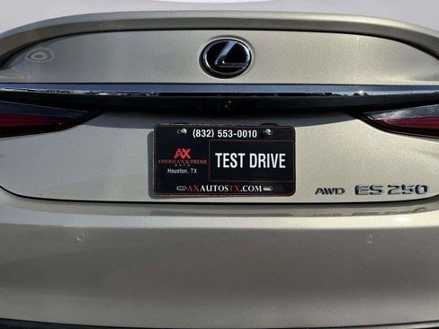 Used 2021 Lexus ES 250 w/ Premium Package AWD/4WD image 18