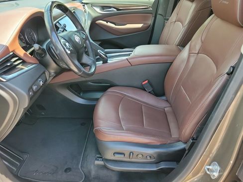 Used 2020 Buick Enclave Avenir w/ Avenir Technology Package FWD image 6