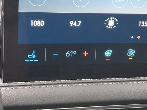 Certified 2025 Lincoln Corsair Reserve w/ Jet Appearance Package AWD/4WD image 24
