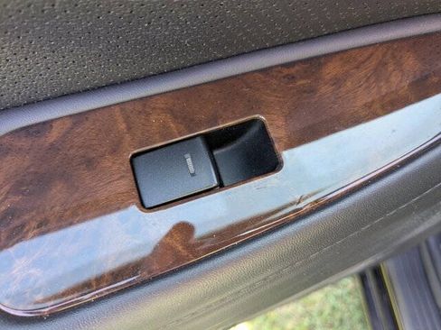 Used 2011 Hyundai Genesis 3.8 w/ Technology Pkg 4 image 31