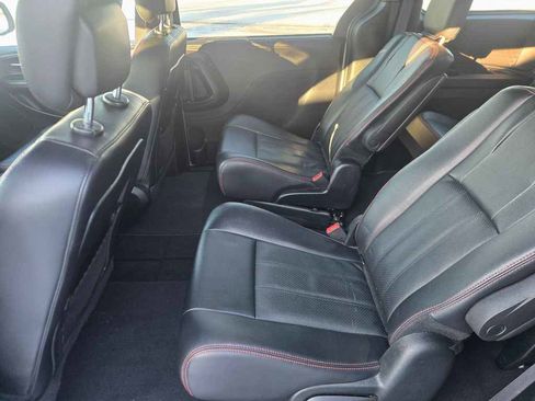 Used 2019 Dodge Grand Caravan GT image 8