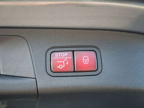 New 2026 Mercedes-Benz GLA 35 AMG 4MATIC image 11