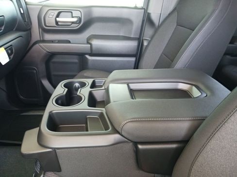 New 2025 Chevrolet Silverado 1500 Custom image 23