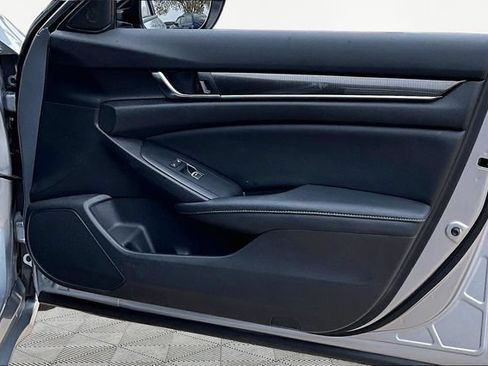 Used 2022 Honda Accord Sport image 19