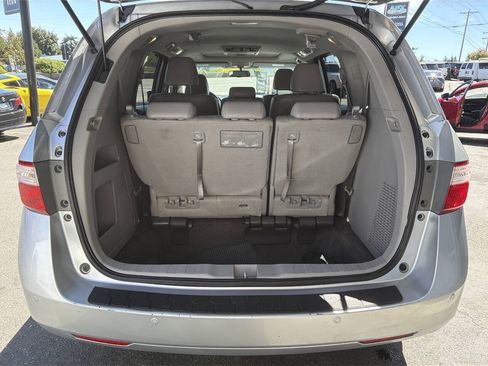 Used 2013 Honda Odyssey Touring image 6