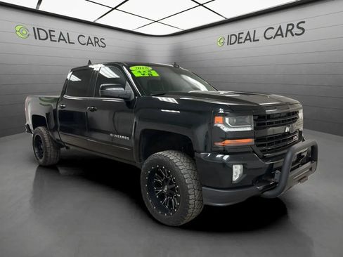 Used 2018 Chevrolet Silverado 1500 LT w/ All Star Edition AWD/4WD image 3