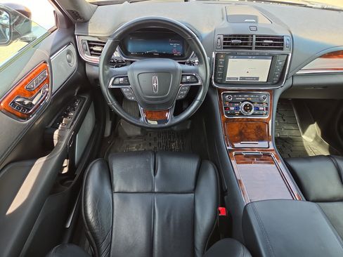 Used 2020 Lincoln Continental Reserve w/ Luxury Package AWD/4WD image 14