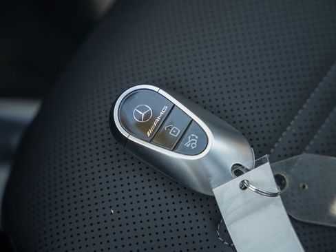 New 2026 Mercedes-Benz E 53 AMG e 4MATIC Sedan image 47