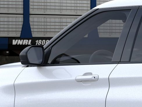 New 2026 Ford Explorer Active RWD image 34