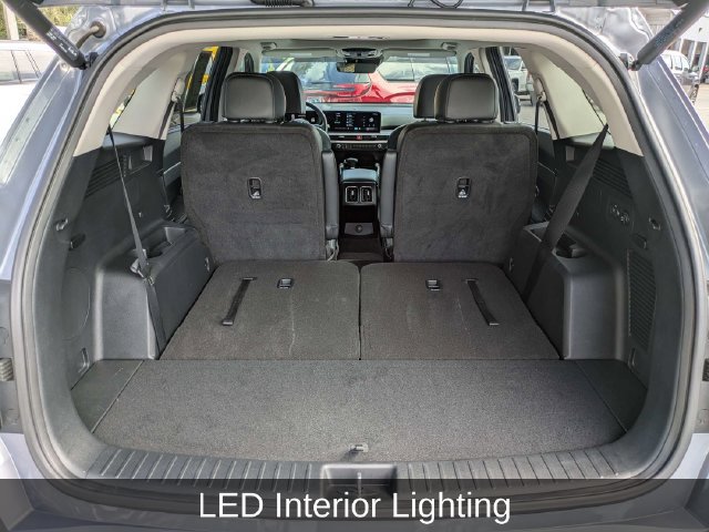 Used 2025 Kia Sorento EX w/ Panoramic Sunroof Package FWD image 17