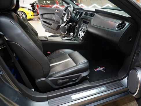 Used 2010 Ford Mustang GT image 50